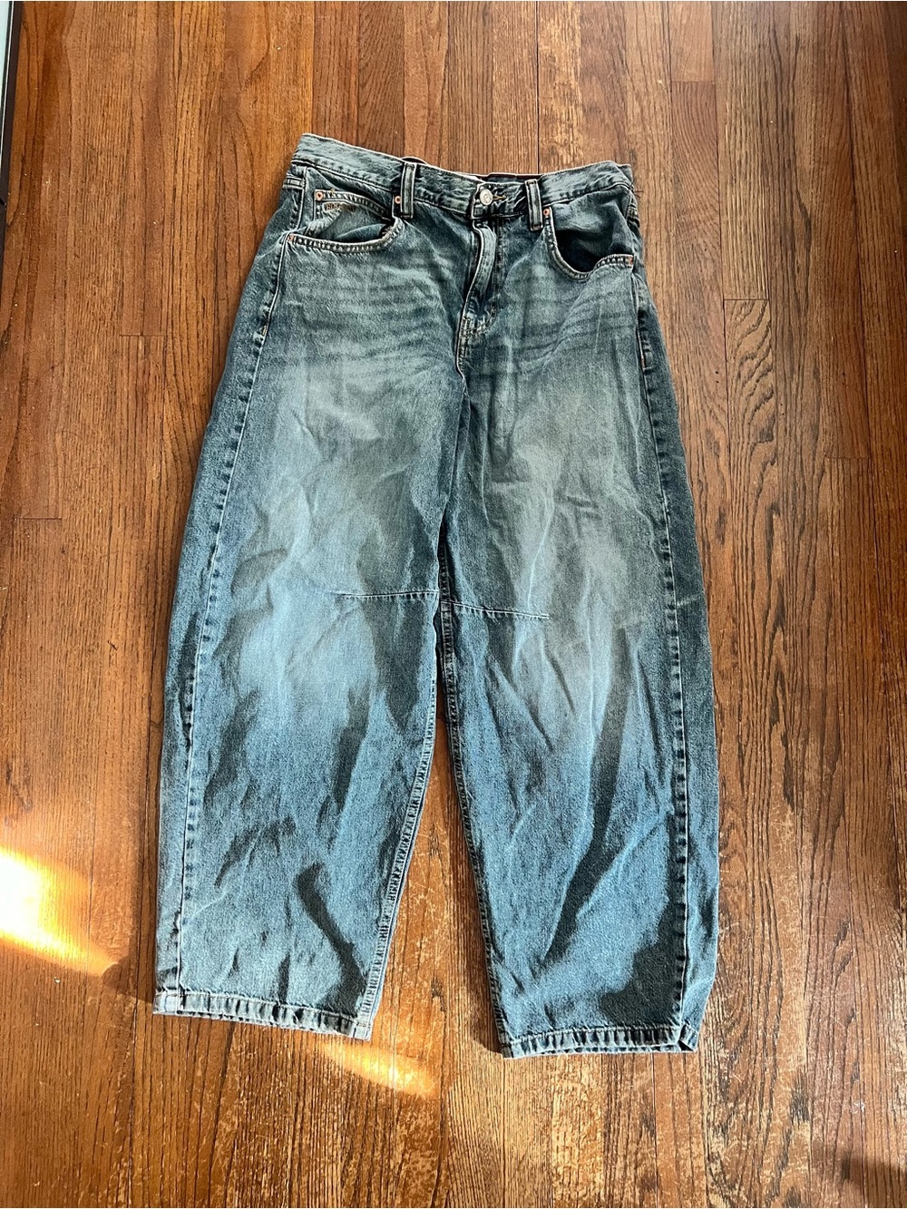 BDG Logan Buckle Baggy Barrel Jeans - Urban Outfitters